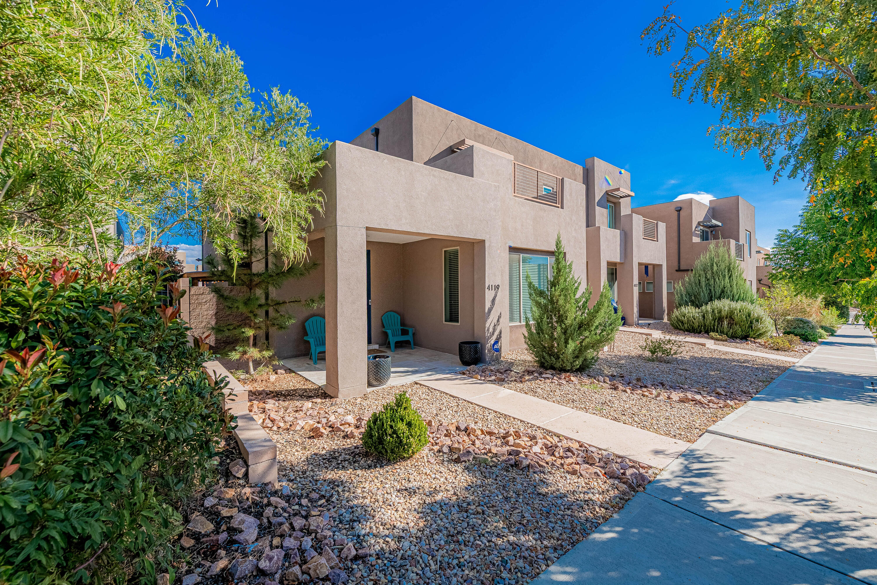 4119 SUMAC Drive NW - Main Image
