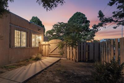 619 GIRARD Boulevard NE, Albuquerque 