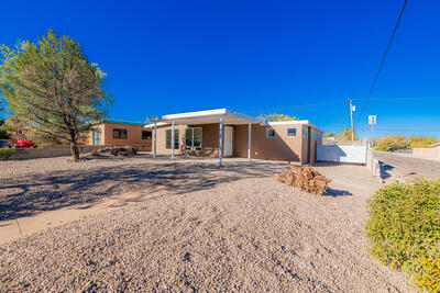 645 GROVE Street NE, Albuquerque 