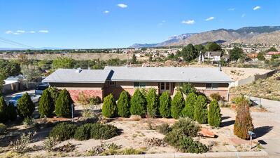 829 STAGECOACH Road SE, Albuquerque 
