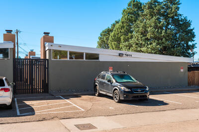 1911 ALVARADO Drive NE B, Albuquerque