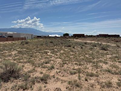 2021 Eucalyptus Rd NE, Rio Rancho 
