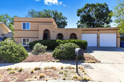 10504 GUADALAJARA Avenue NE, Albuquerque