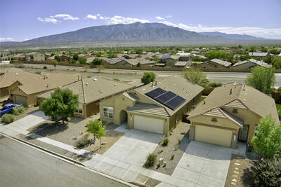 4229 North Pole Loop NE, Rio Rancho