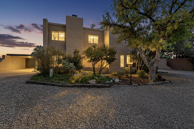 1025 GUADALUPE DEL PRADO Street NW, Albuquerque