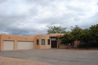 10401 OAKLAND Avenue NE, Albuquerque