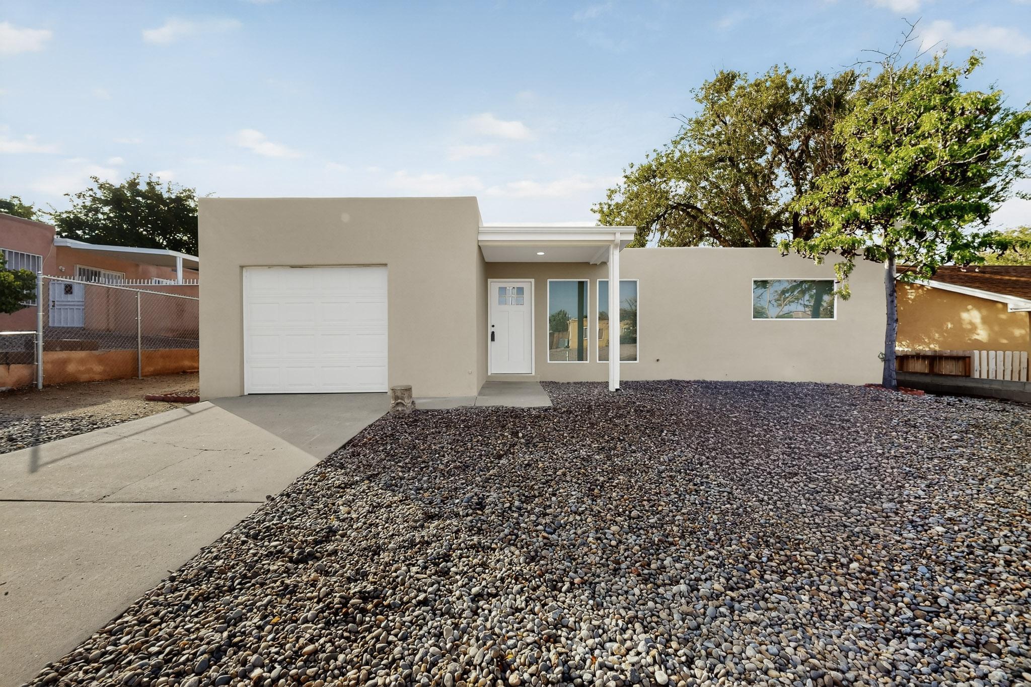 13212 ORIENTE Avenue NE - Main Image