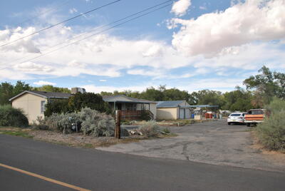 1084 W LA ENTRADA, Corrales