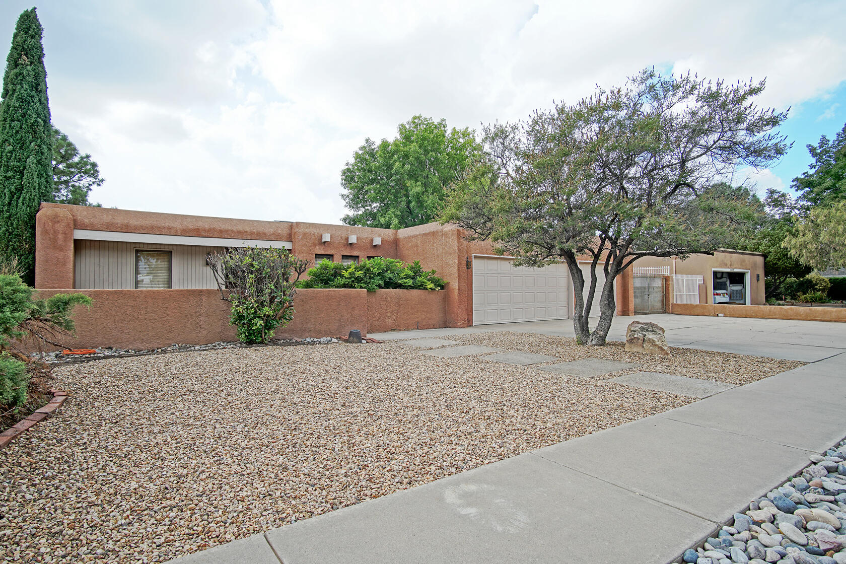 9307 GALAXIA Way NE - Main Image