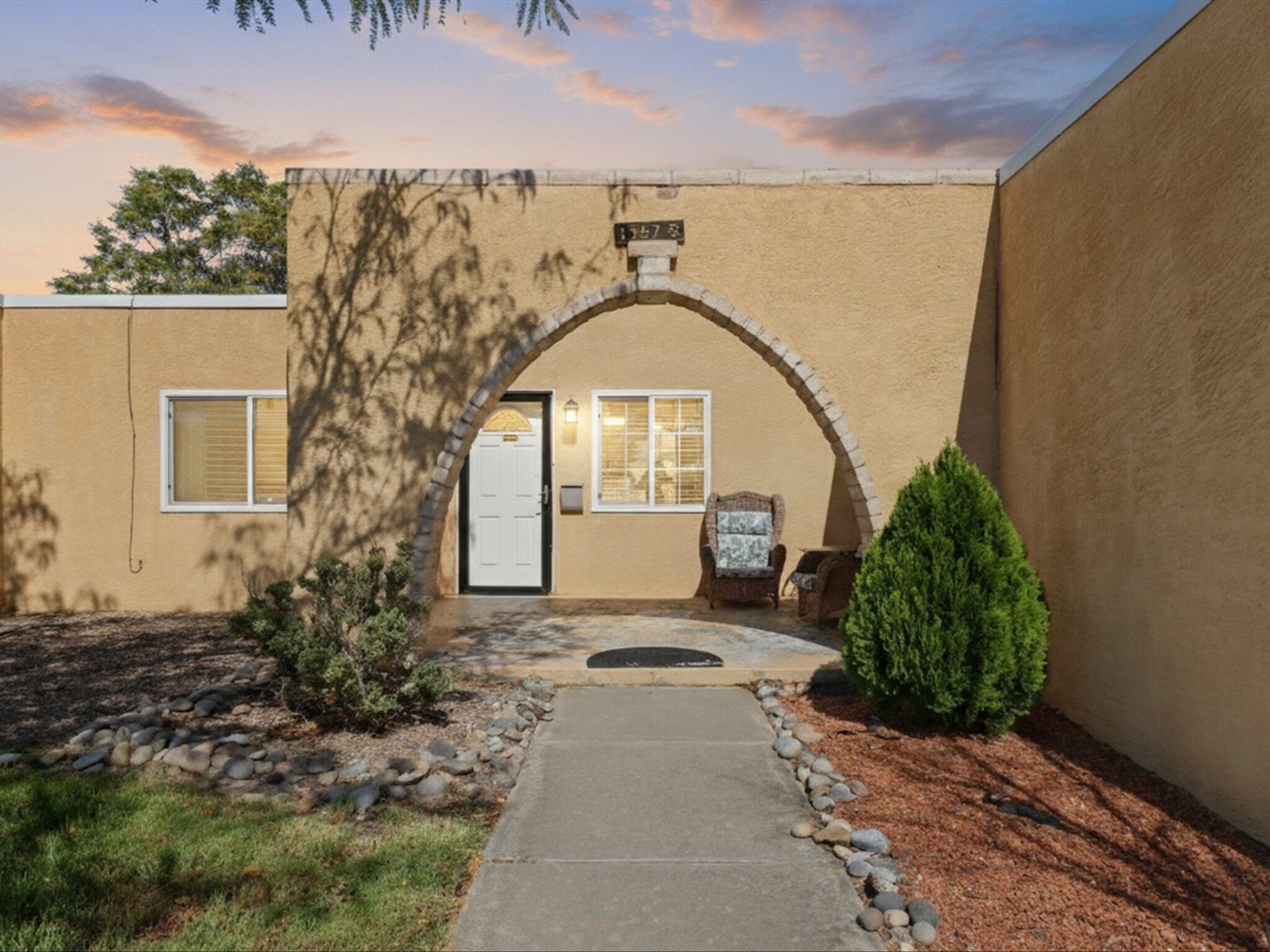 1357 RIO RANCHO Boulevard SE B - Main Image