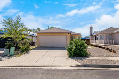 8900 LA VIDA Lane SW, Albuquerque