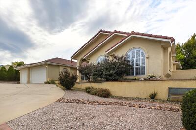 13204 Princess Jeanne Avenue NE, Albuquerque 