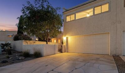 10016 DEL CHAPARRAL Court NE, Albuquerque