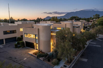 9323 HILTON Avenue NE, Albuquerque 