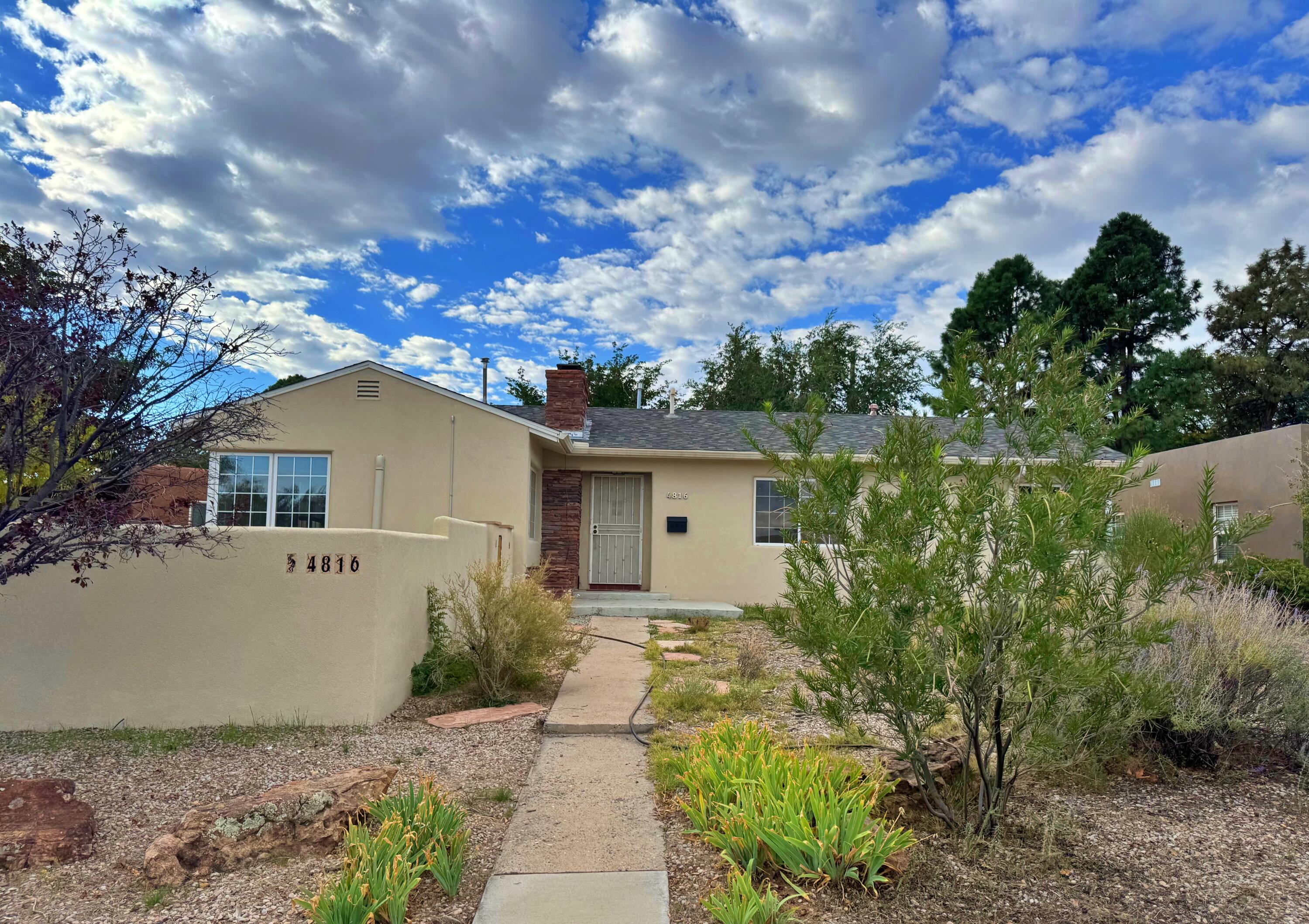 4816 Ridgecrest Circle SE - Main Image