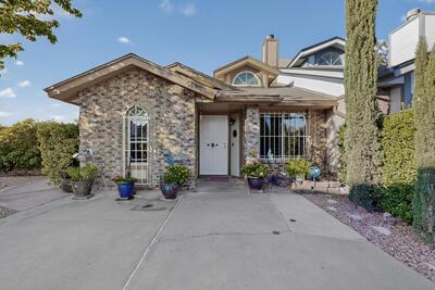 5429 Gold Rush Drive NW, Albuquerque 