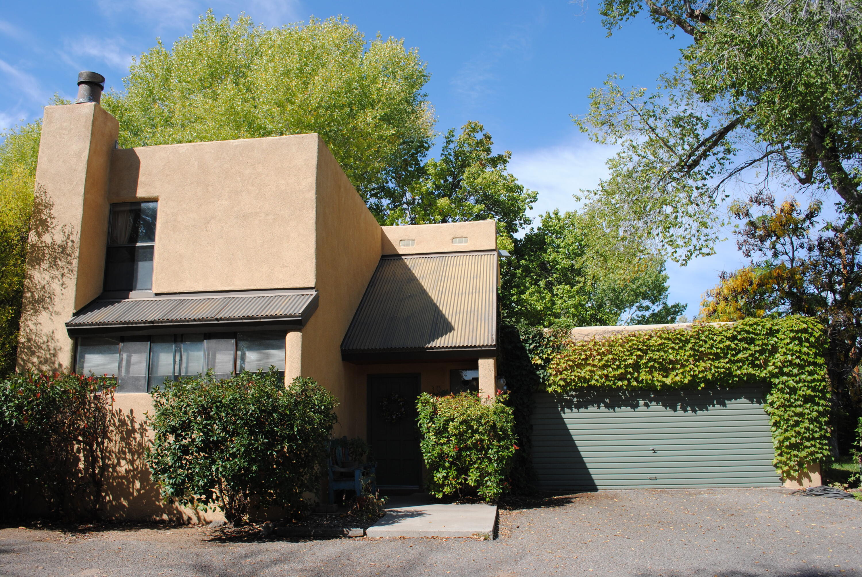 3065 Sombra Del Rio Lane NW - Main Image