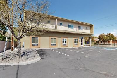 351 Washington Street SE 205, Albuquerque