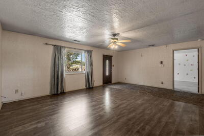 3104 LISA Road SW, Albuquerque