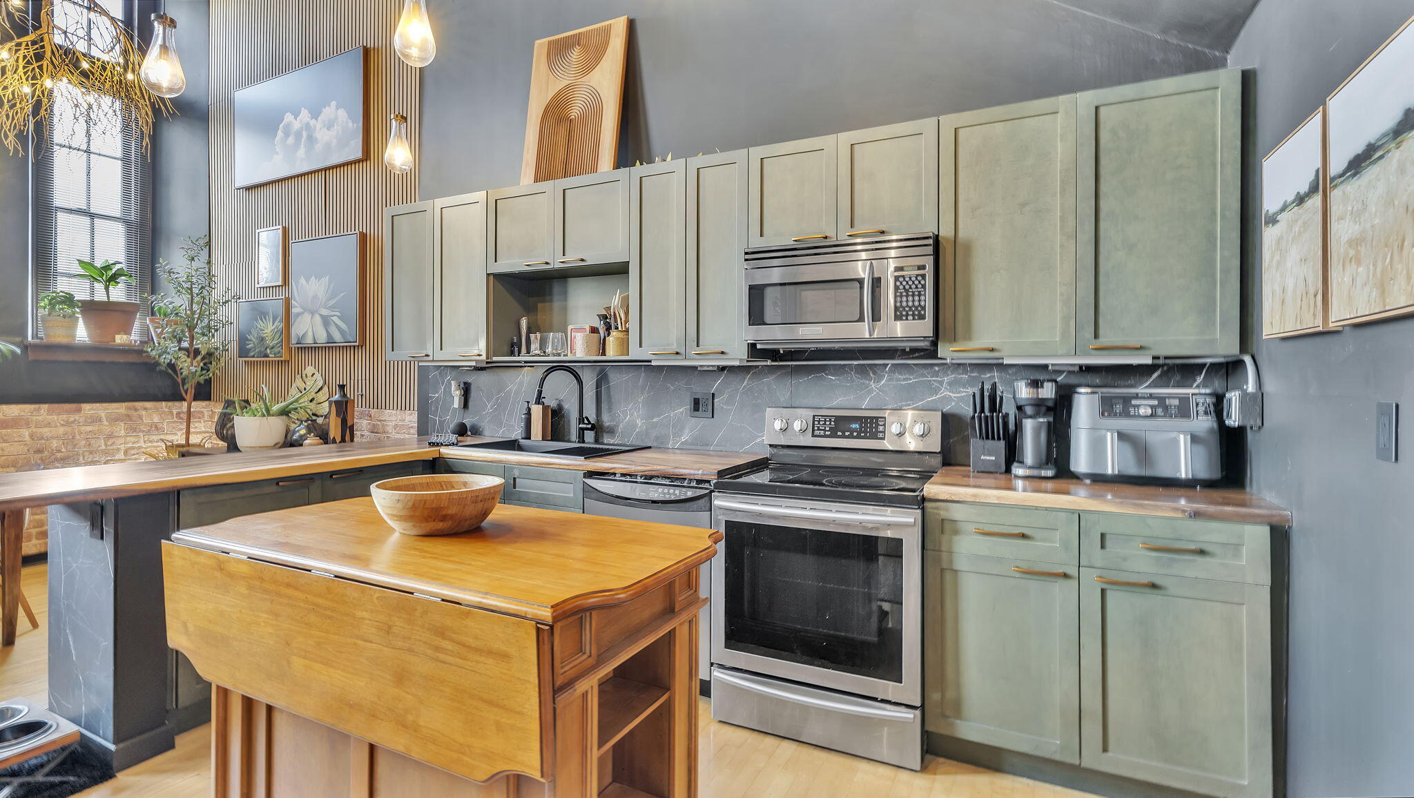 300 TIJERAS Avenue NE 319 - Main Image