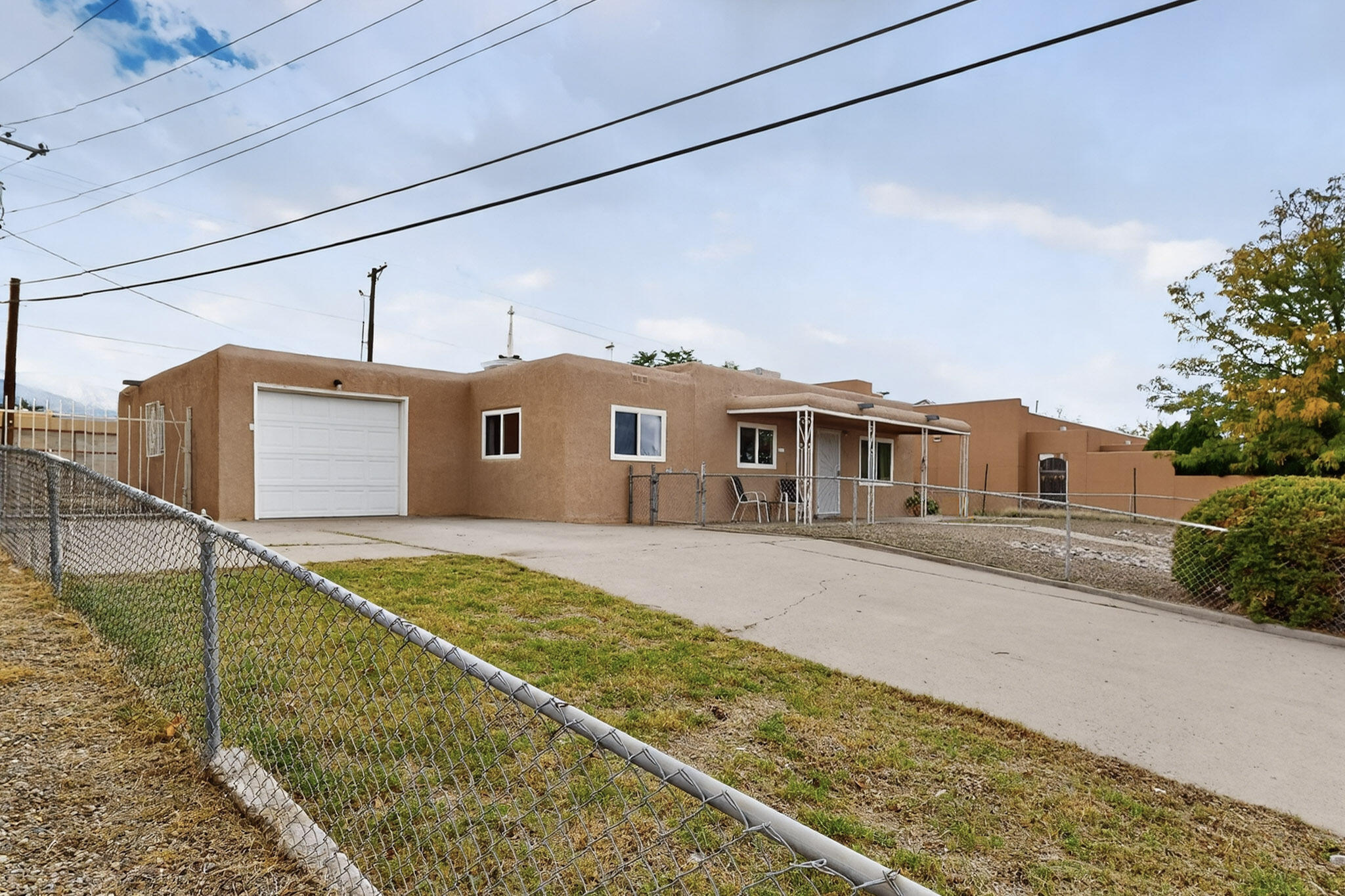 3010 General Chennault NE - Main Image