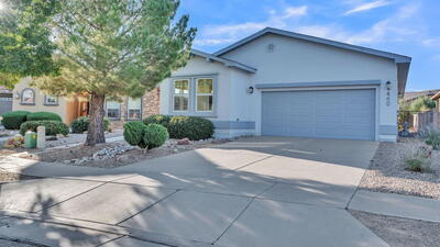 460 Zuni River Circle SW, Los Lunas 