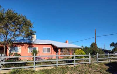111 CEDARDALE Avenue, Mountainair 