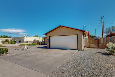 3010 May Circle SE, Rio Rancho 