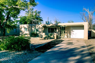 721 Palomas Drive NE, Albuquerque 