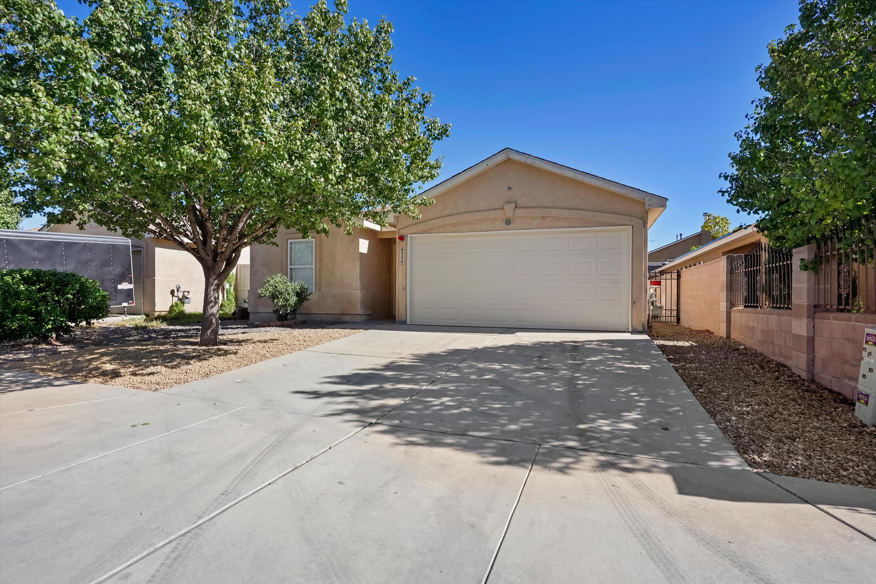 632 Escavada Street SW - Main Image
