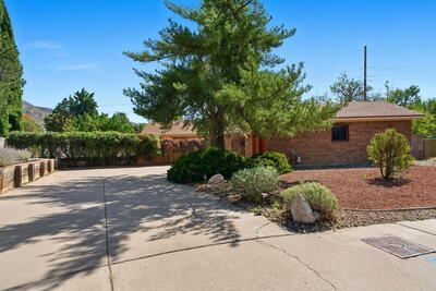 4013 Glen Canyon Court NE, Albuquerque
