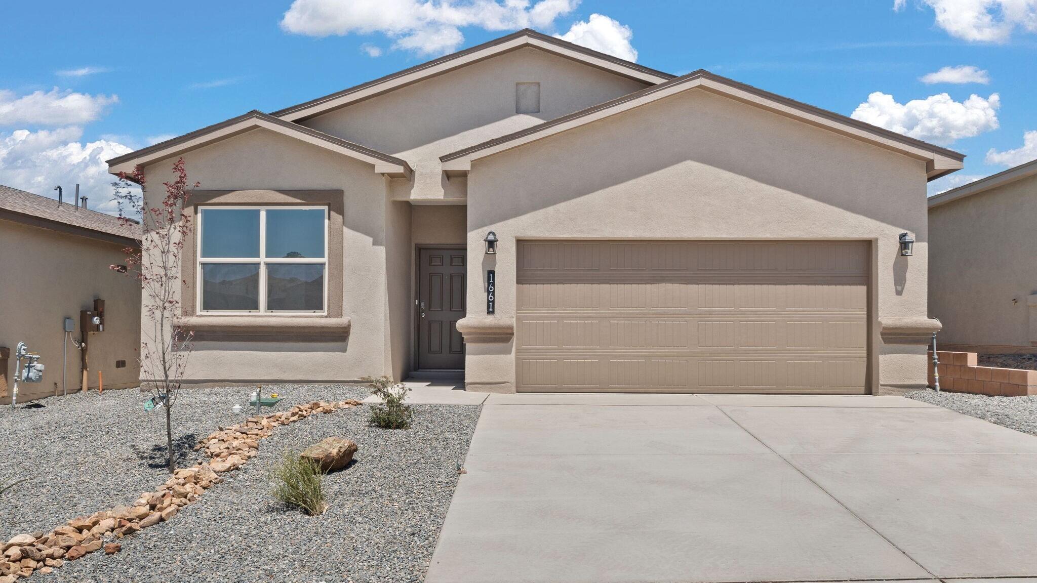 1604 Mountain Man Court NE - Main Image