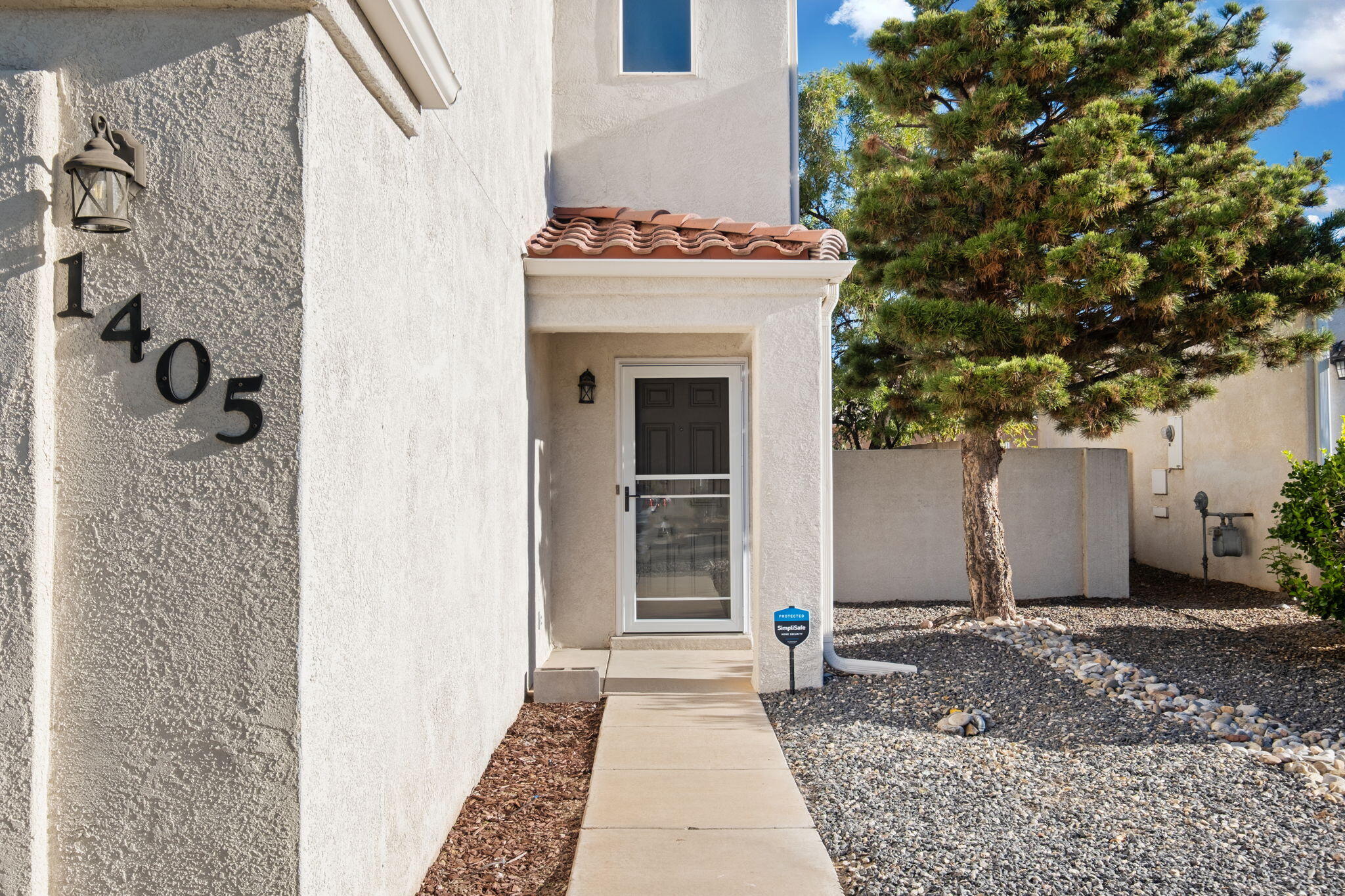 1405 Villa Candela NE - Main Image