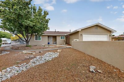13 Night Shade Court, Los Lunas