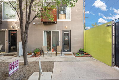 873 Silver Avenue SW, Albuquerque