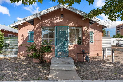910 5TH Street NW, Albuquerque