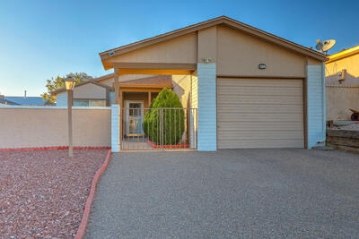 352 Coral Drive NE, Rio Rancho