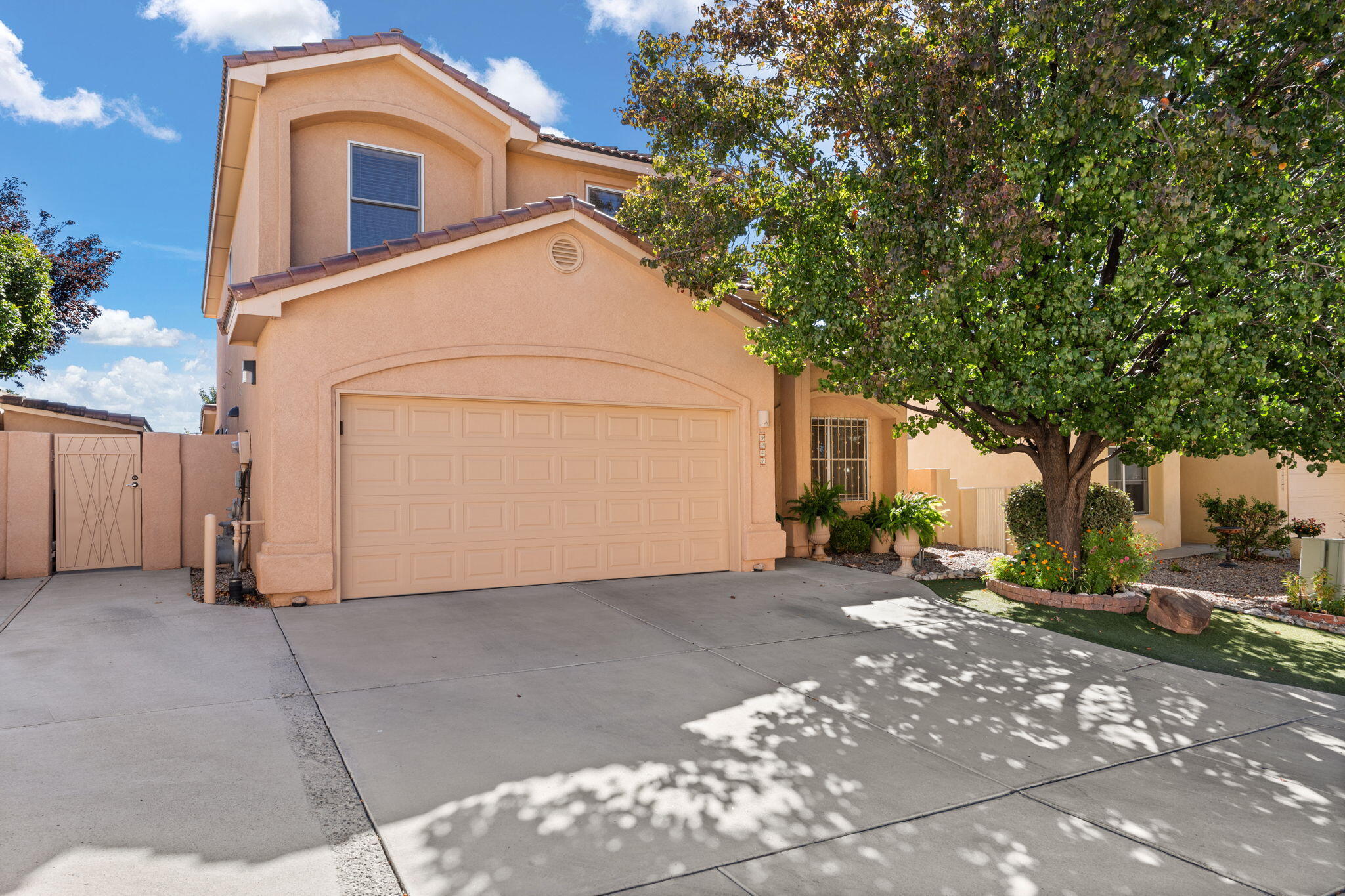 9244 Bluewood Lane NE - Main Image