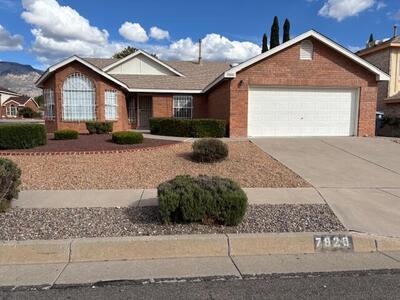 7920 Ridgefield Court NE, Albuquerque