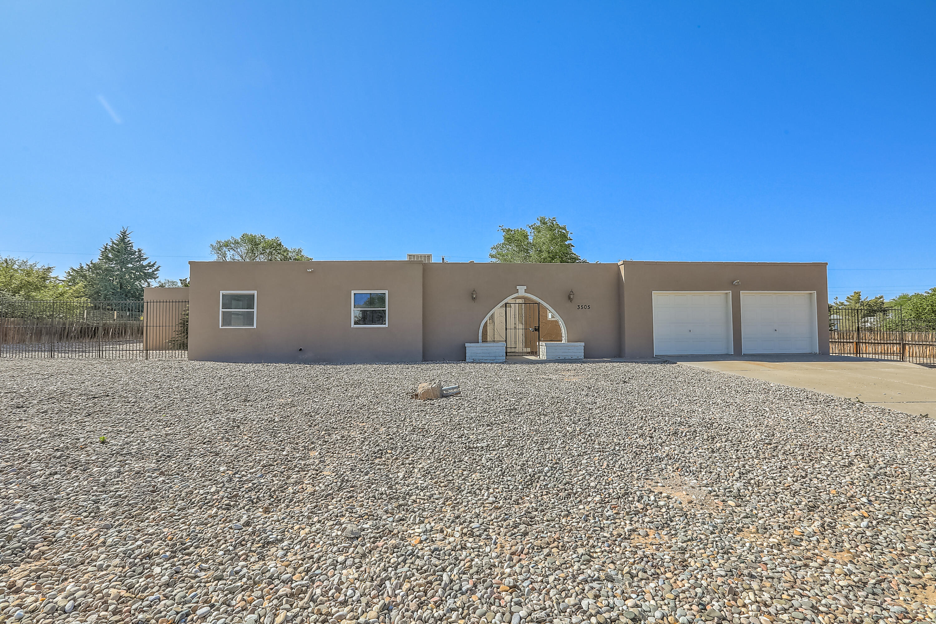 3505 33rd Circle SE - Main Image