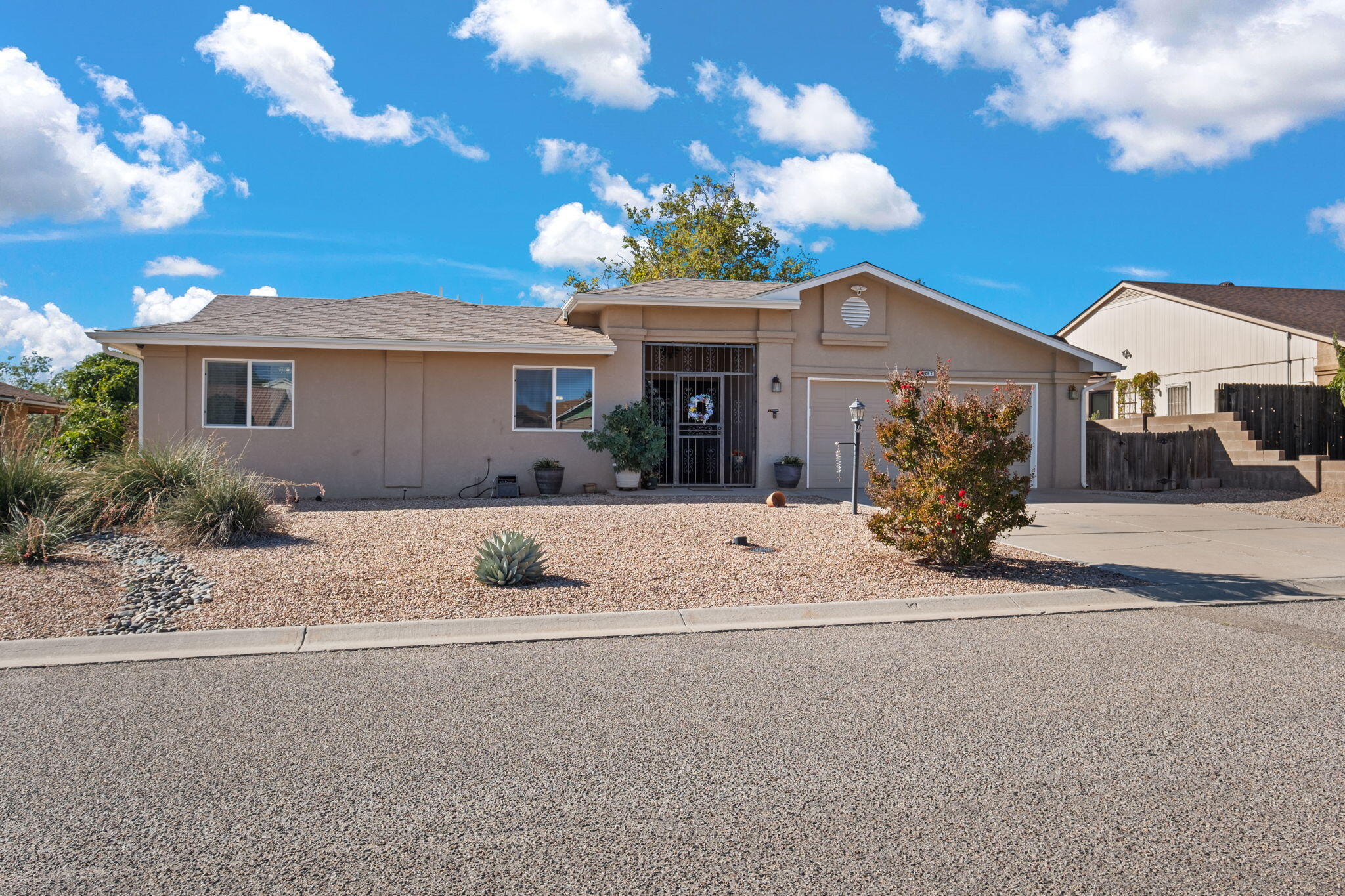 6282 Roadrunner Loop NE - Main Image