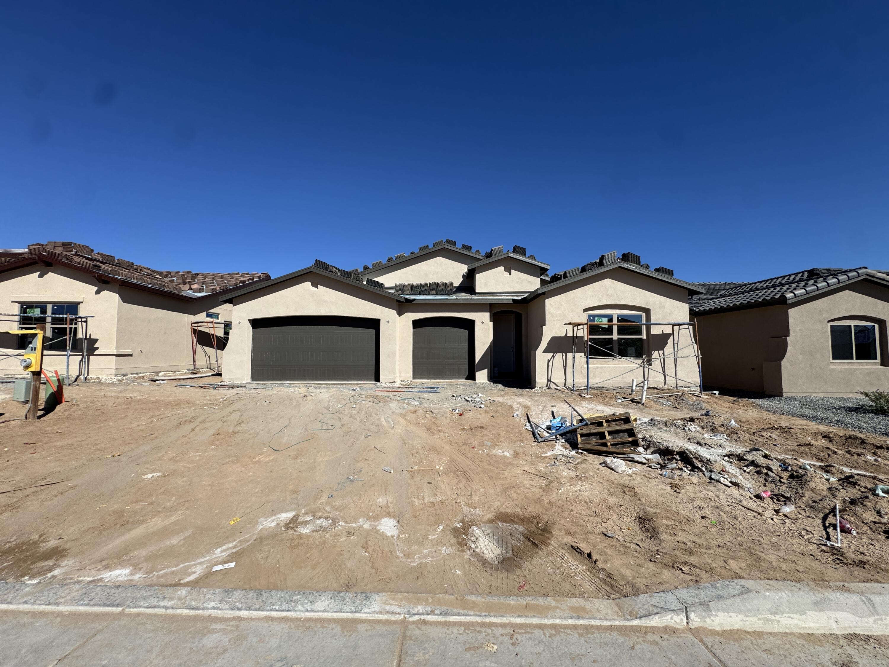 1532 Valle De Colores Road NW - Main Image