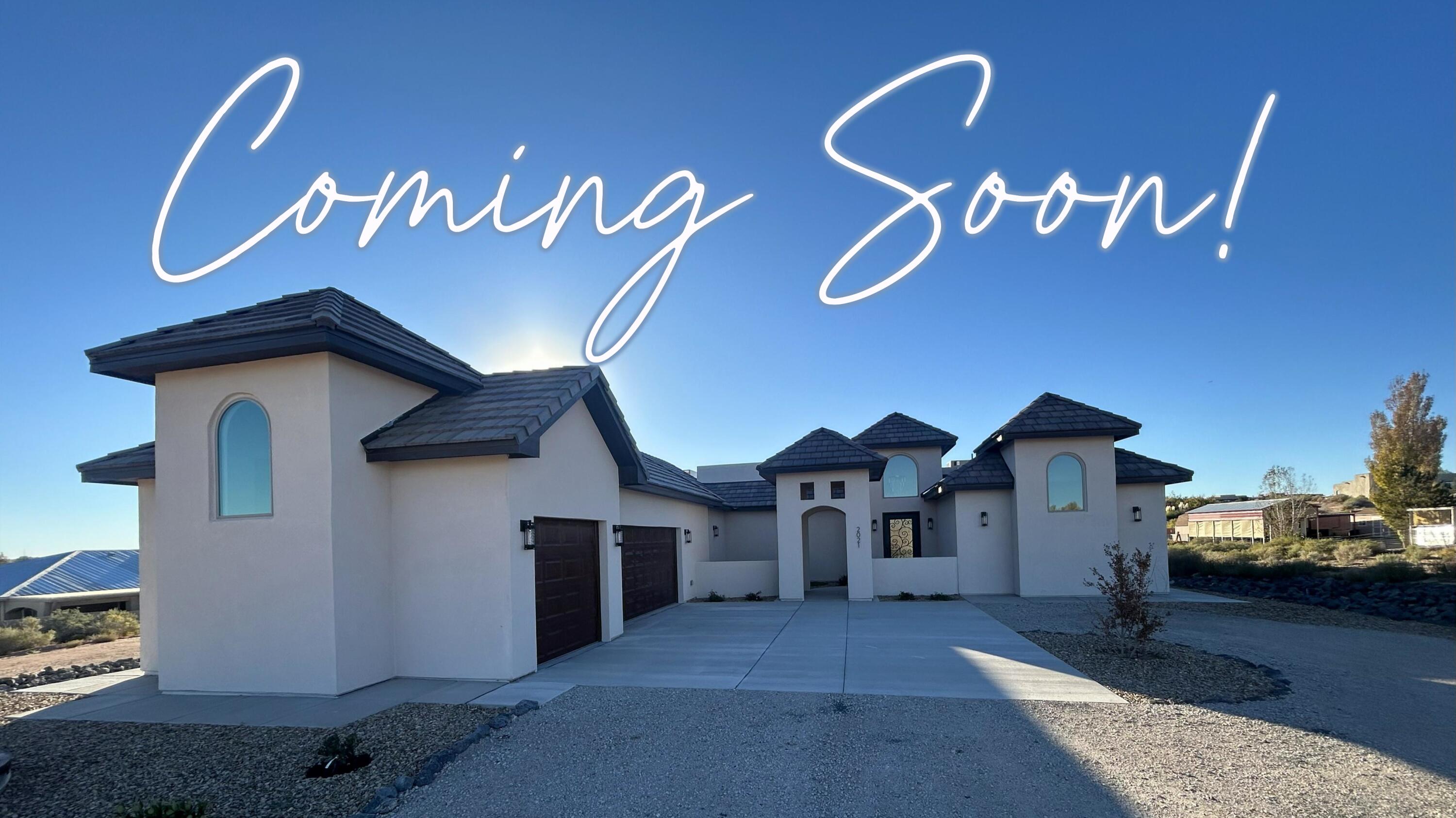 2021 Santa Ana Road NE - Main Image