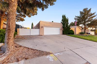 9208 Galaxia Way NE, Albuquerque