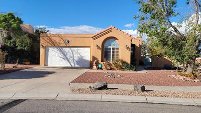 10331 Arroyo Crest Drive NW, Albuquerque 