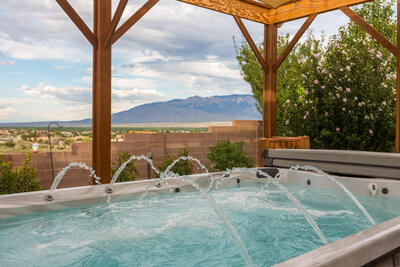 10120 SIERRA HILL Drive NW, Albuquerque