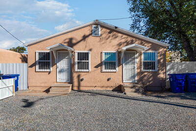 425 Fitzgerald Road NW, Albuquerque