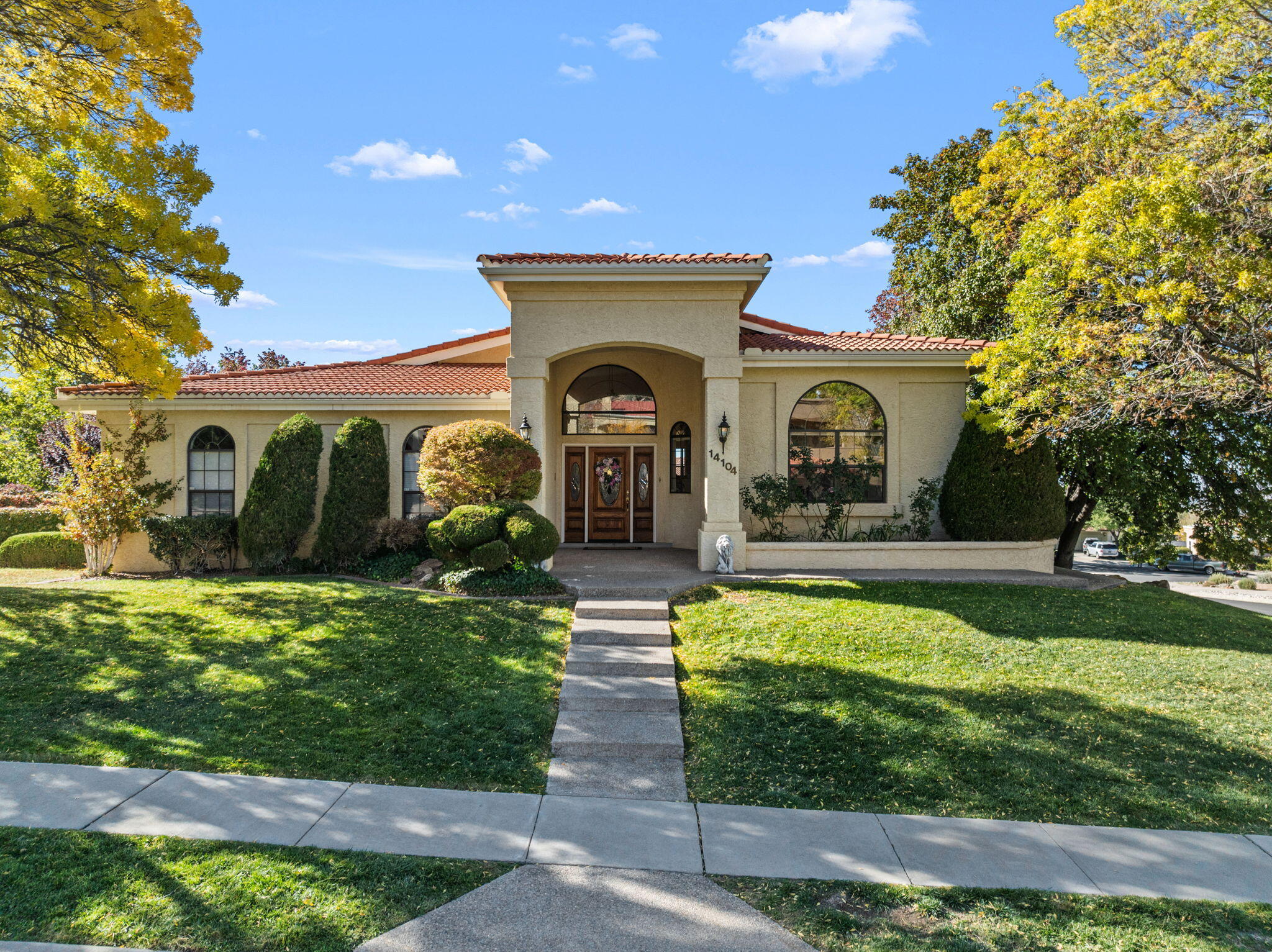 14104 Mesita Cliff Road NE - Main Image