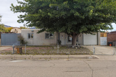 1112 Dorothy Street NE, Albuquerque