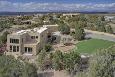 43 Tierra Madre Road, Placitas